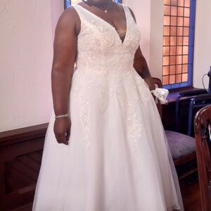 White Tea Length Wedding Dress, Size 16